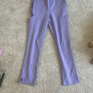 Figs Lavender dew scrub pants